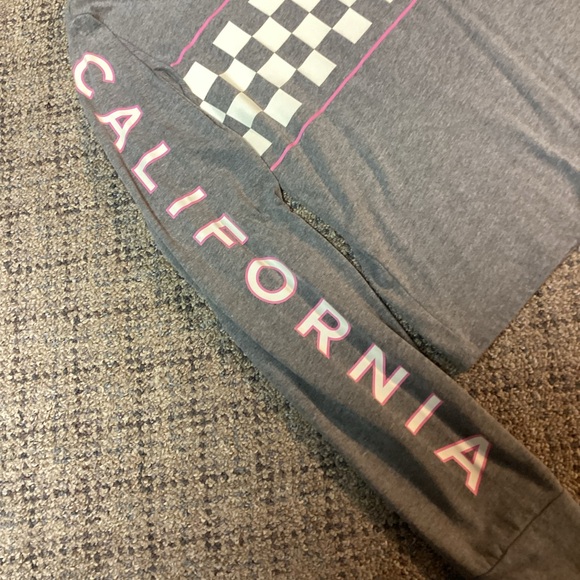 Hollister Gray White Pink Checkered Graphic Crewneck Long Sleeve Tee * Small - Picture 4 of 9